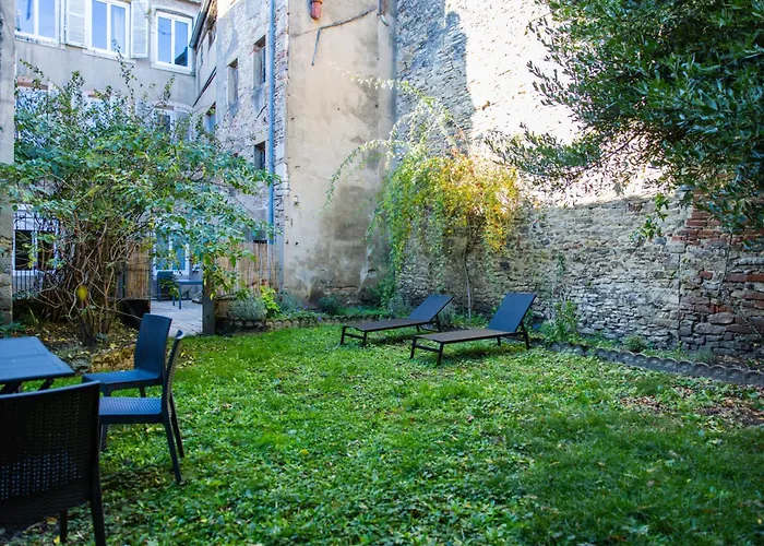 Les Haussmanniens Apartamento Pont-de-Vaux
