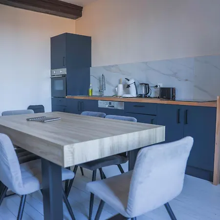 Les Haussmanniens Appartamento
